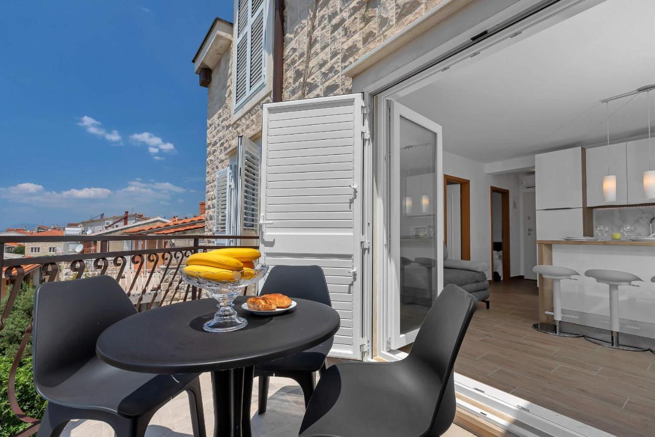 Ivan Sea View Apartment Makarska Esterno foto