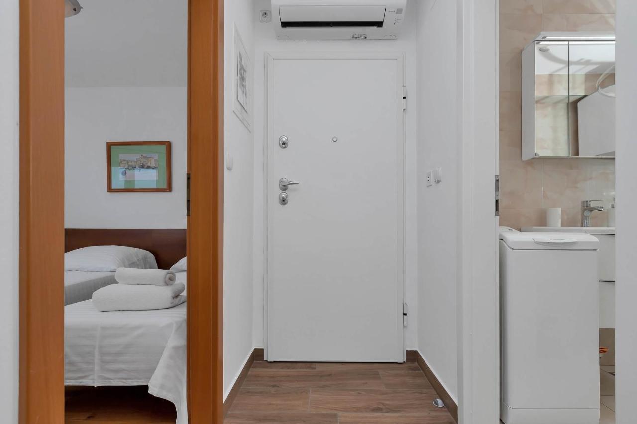 Ivan Sea View Apartment Makarska Esterno foto